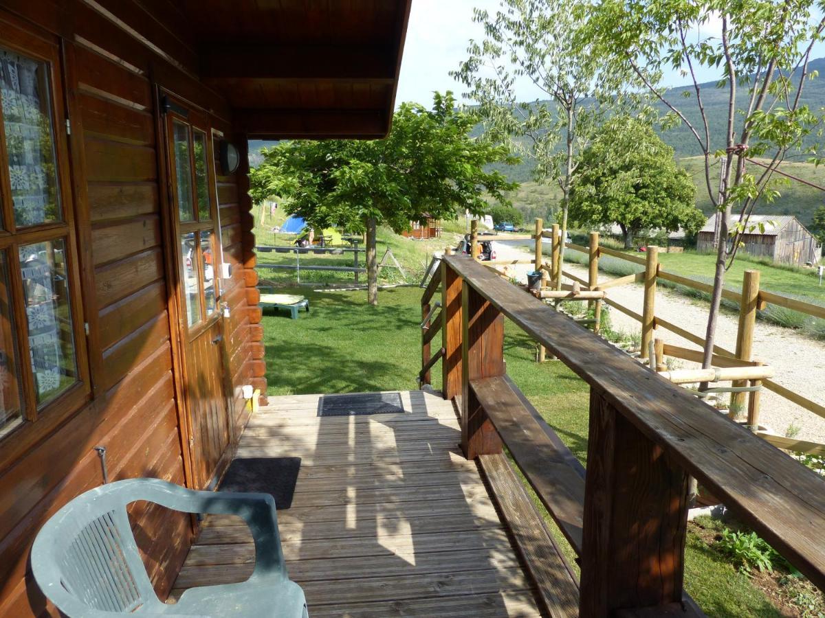 Les Cabanes De Bourras La Palud-sur-Verdon Екстер'єр фото
